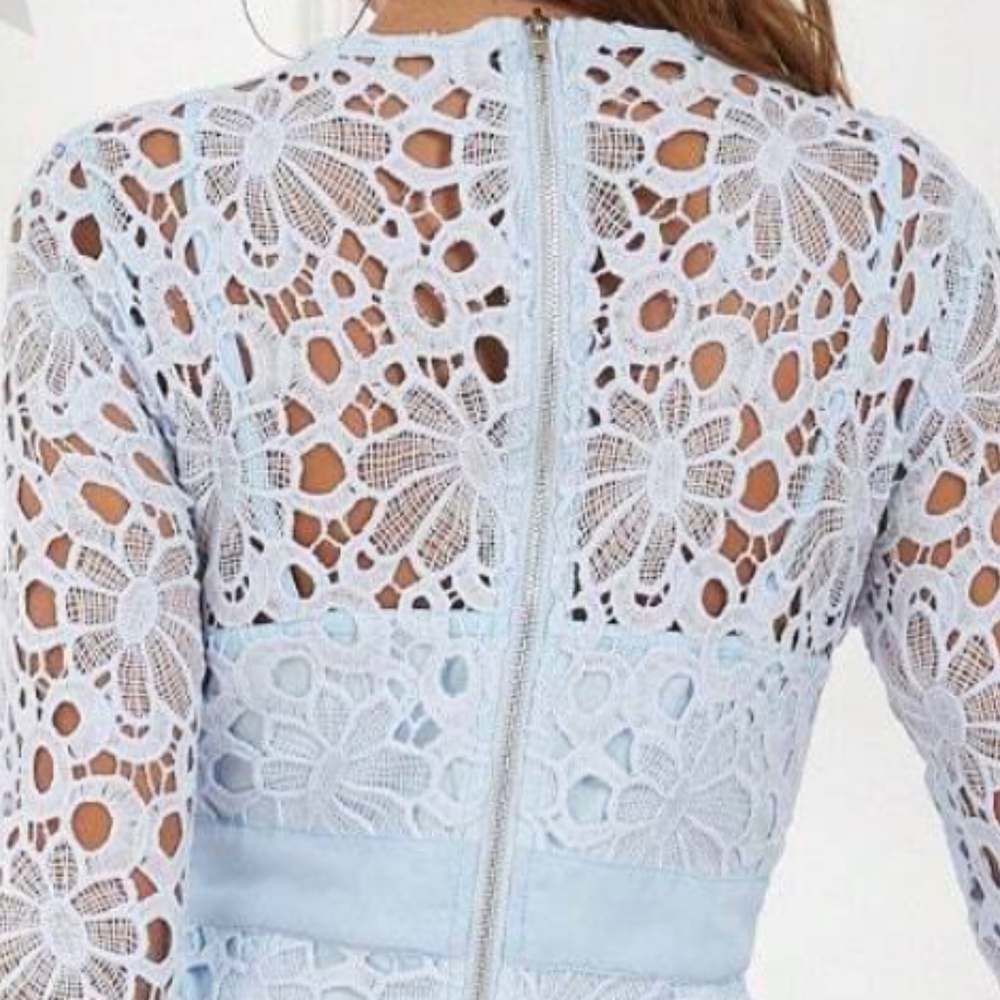 Luxe Floral Lace Belted Mermaid Hem Summer Formal Dress - Picture 3 of 5